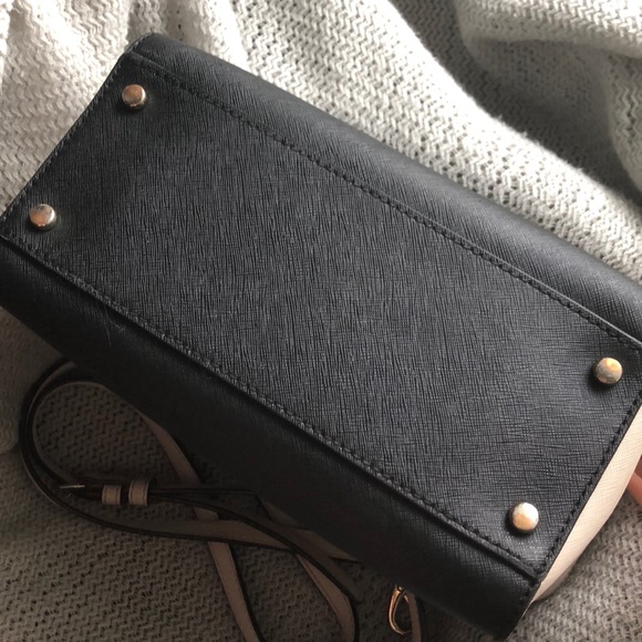 Used Kate Spade Bag - Picture 7 of 9